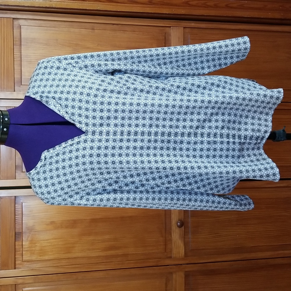 Ann Taylor size large tunic top